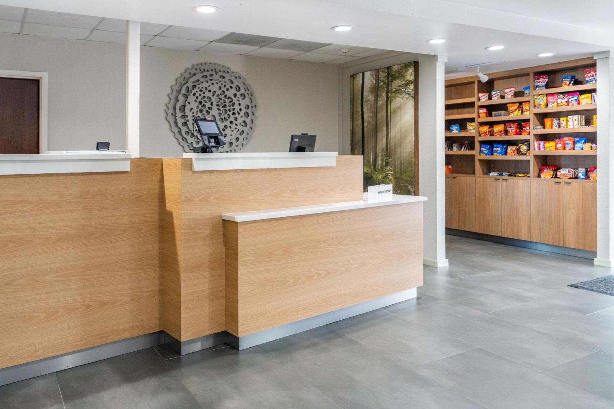 Fairfield Inn & Suites Бомонт Экстерьер фото
