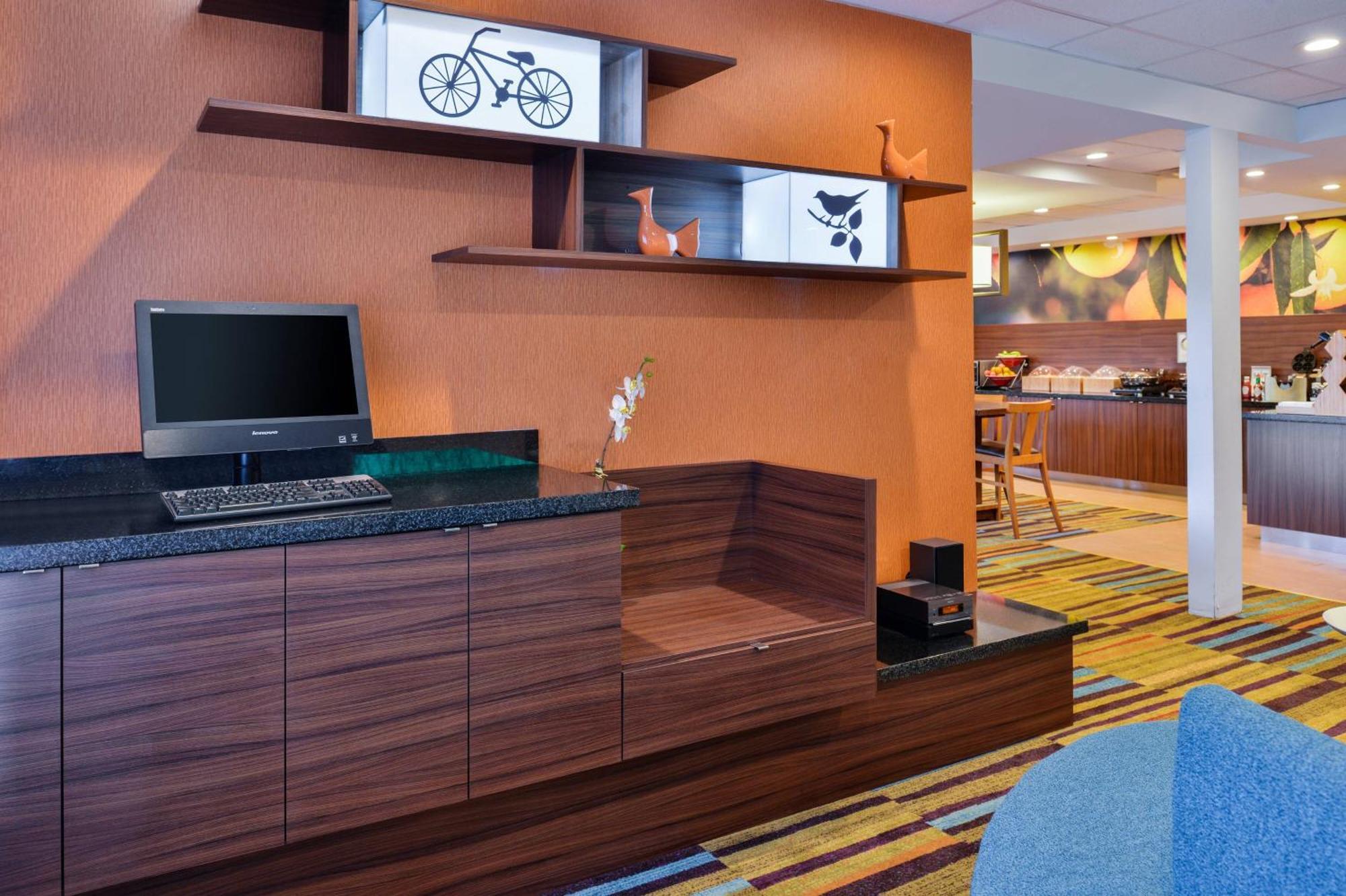 Fairfield Inn & Suites Бомонт Экстерьер фото