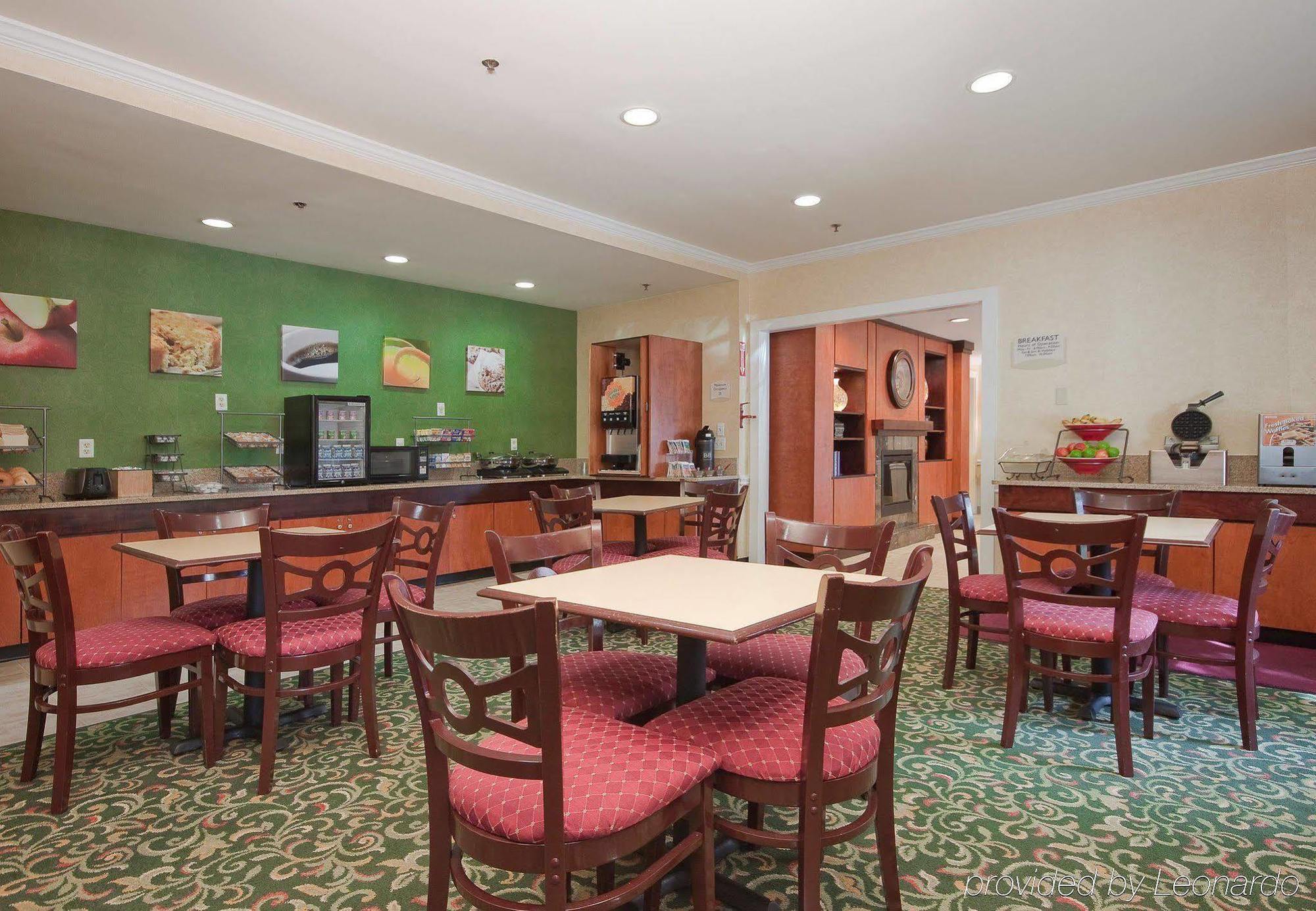 Fairfield Inn & Suites Бомонт Экстерьер фото