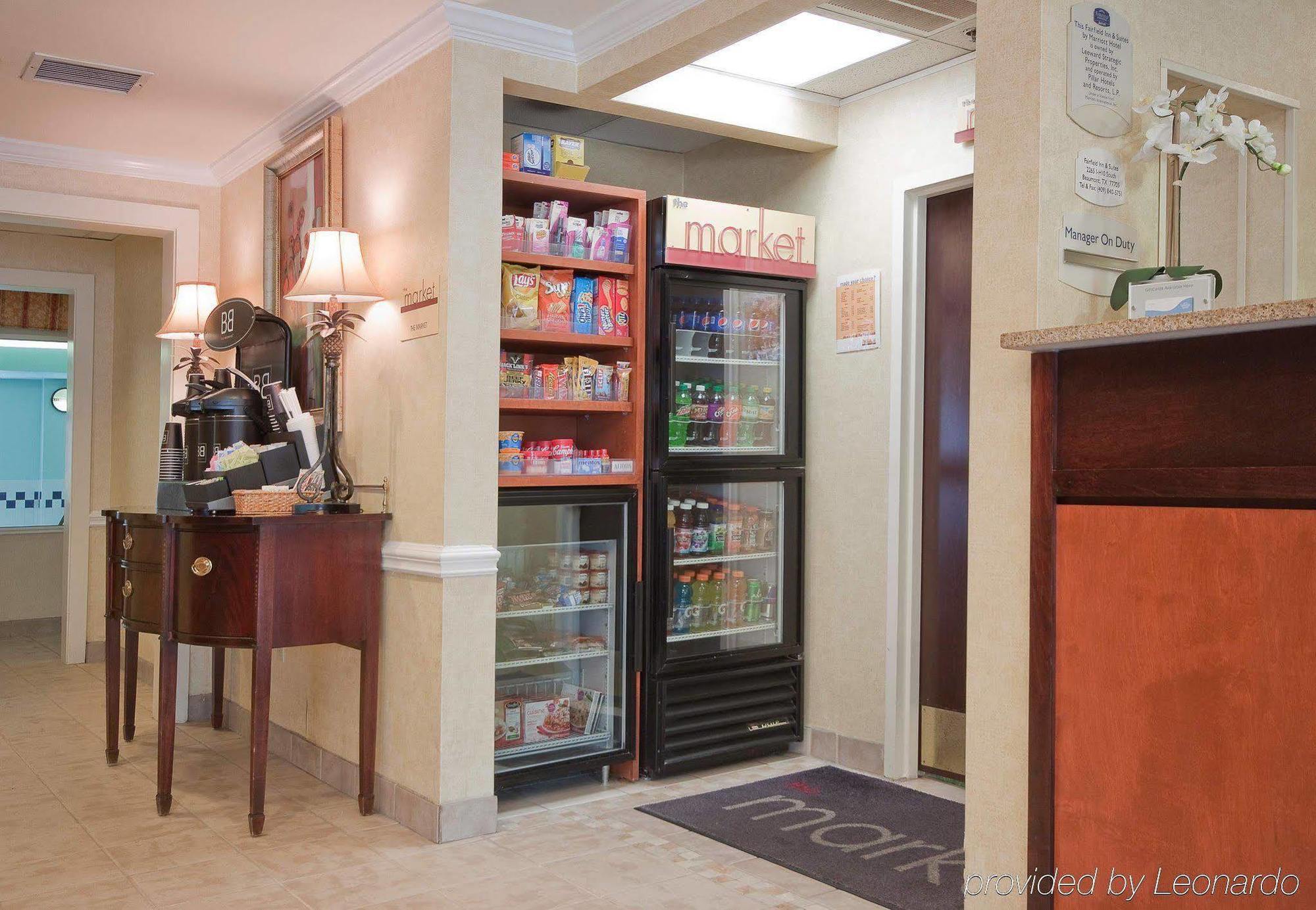 Fairfield Inn & Suites Бомонт Экстерьер фото